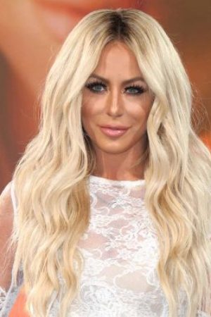 Aubrey O'Day teilt heißes Oster Foto in der Mitte von Donald Trump Juniors Scheidungsdrama